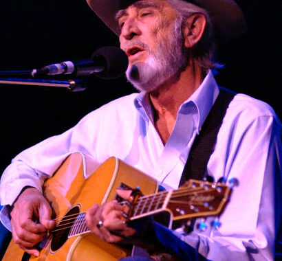 🎶 Don Williams – She Never Knew Me 🤍