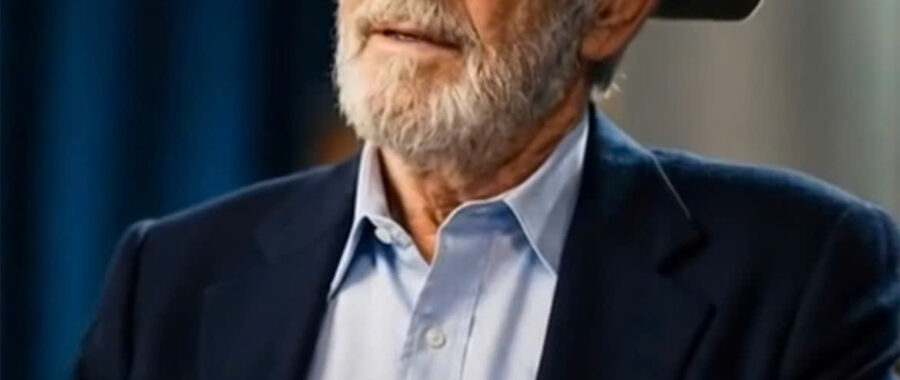 The World Expected a Grand Finale From Don Williams. Instead, He Chose Something Far More Meaningful.